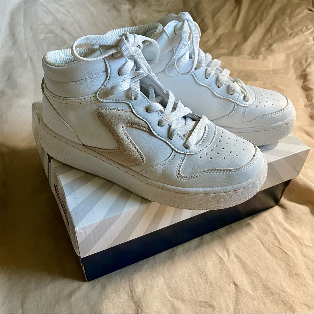 Sketchers High Top Memory Foam Sneakers